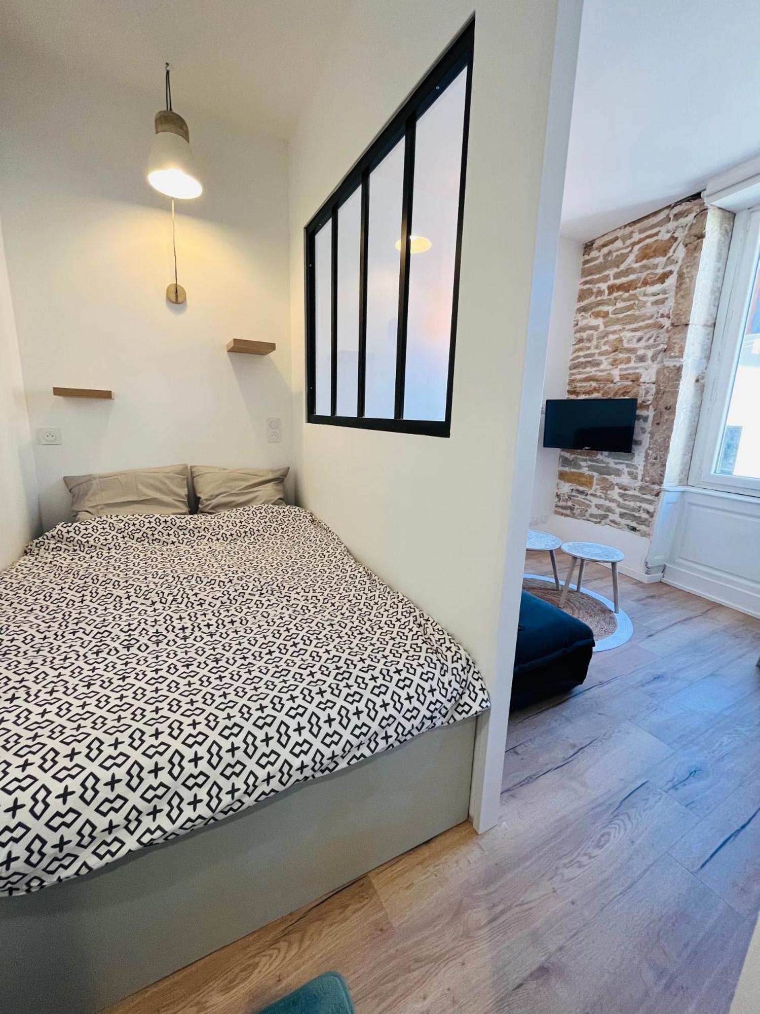 L'Appartement Lumiere Bourg-en-Bresse Exterior photo